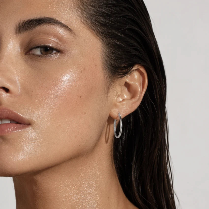Ellie Vail Laurette Medium Hoop Earring