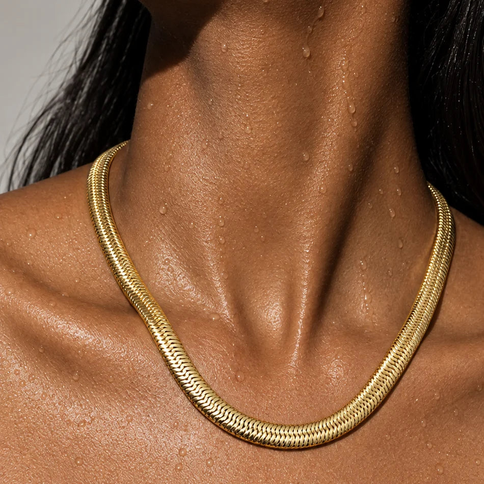 Ellie Vail Rima Snake Chain Necklace- Gold