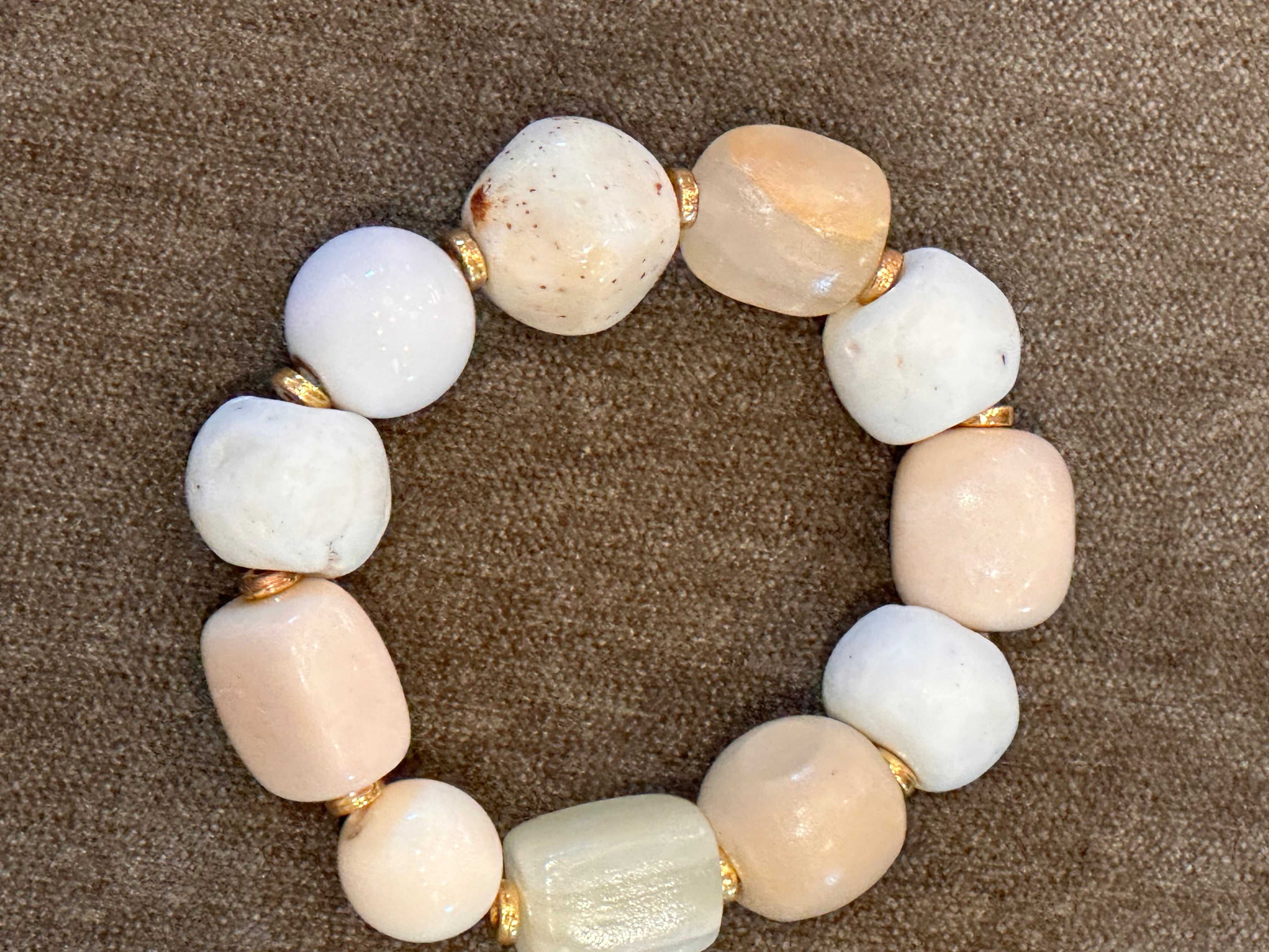 Season Soul Cream Stone Bracelet
