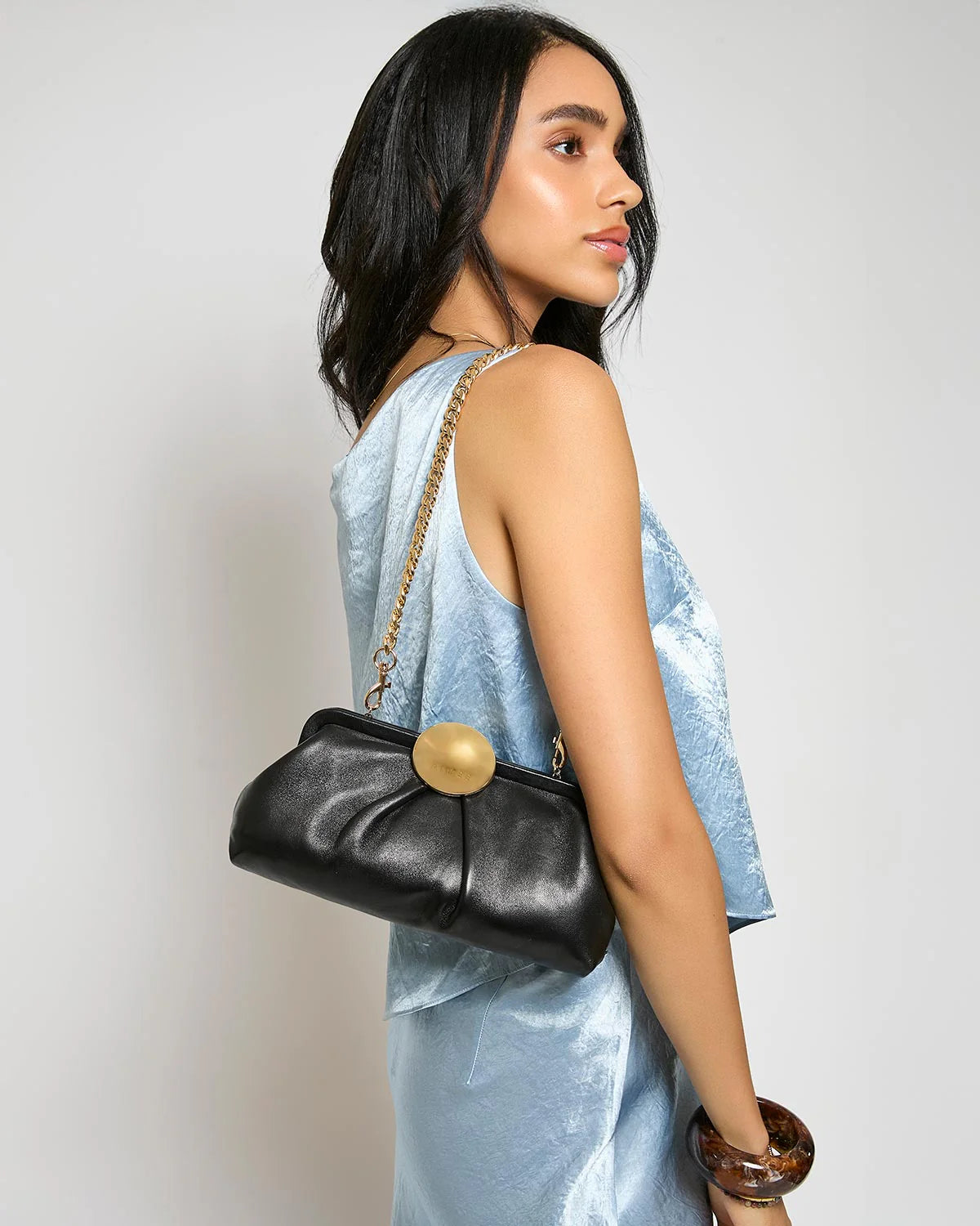 AIMEE Full Circle Clutch