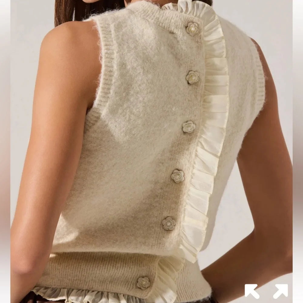 ASTR Perille Sweater Tank