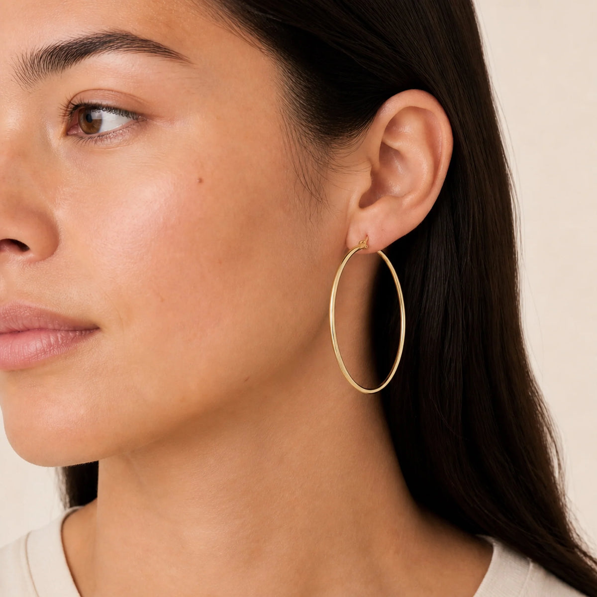 Ellie Vail Laurette Large Hoop Earring- Gold