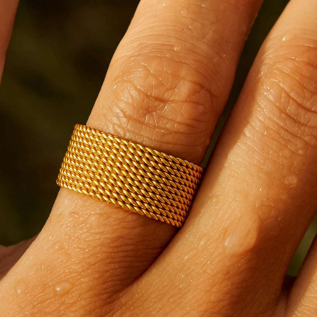 Ellie Vail Etta Mesh Ring