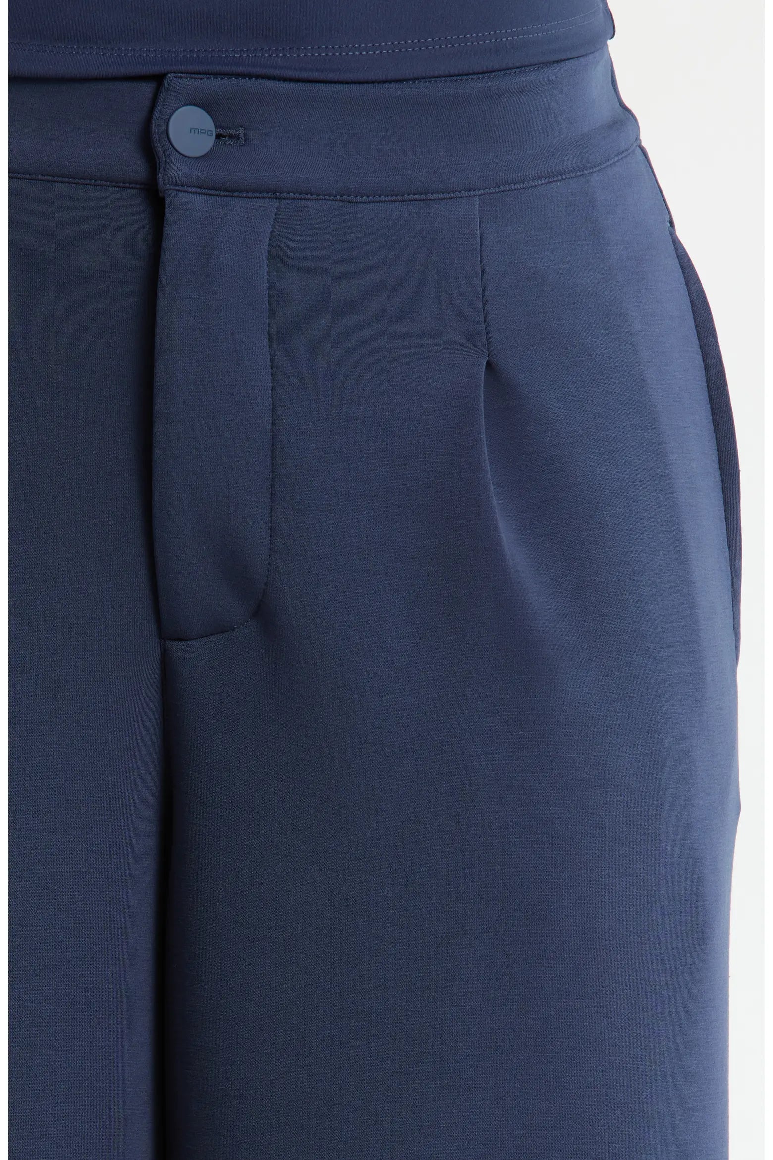 MPG Dreamweave Pleated Pant - Navy