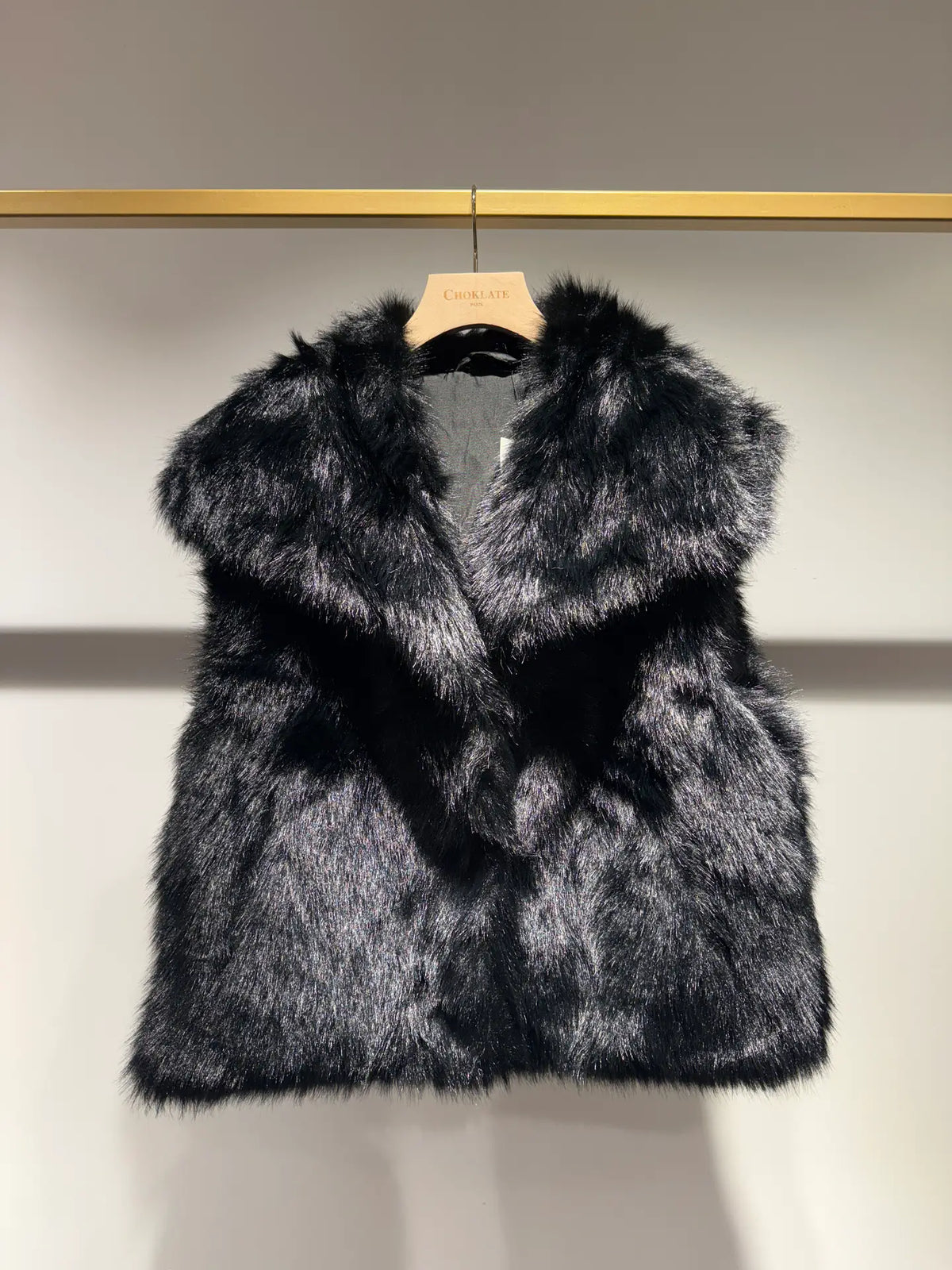 Choklate Paris Sleeveless Faux Fur Jacket with Notched Collar