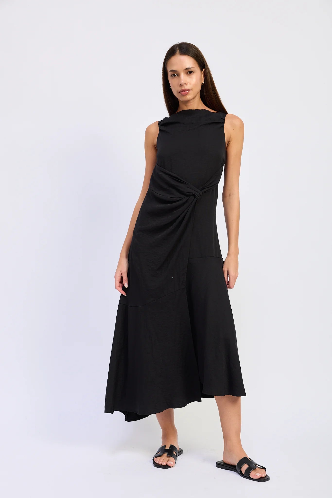En Saison Cara Sleeveless Midi Dress