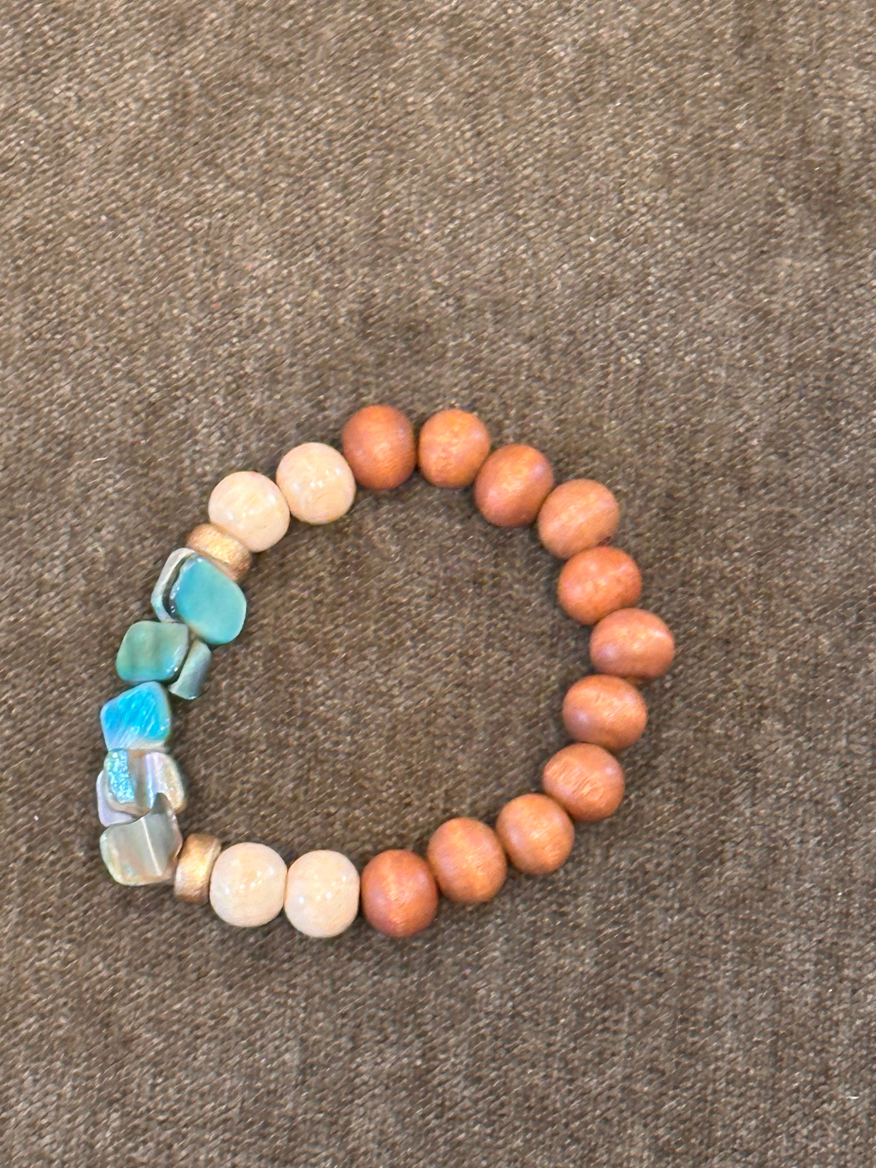 Season Soul Wooden and Turquoise Bracelet