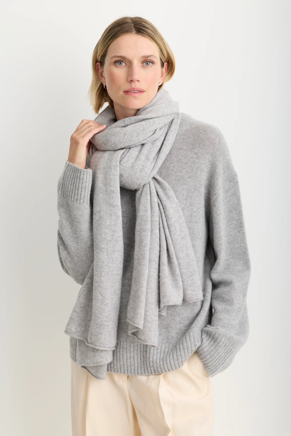 One Grey Day Sloane Cashmere Travel Scarf