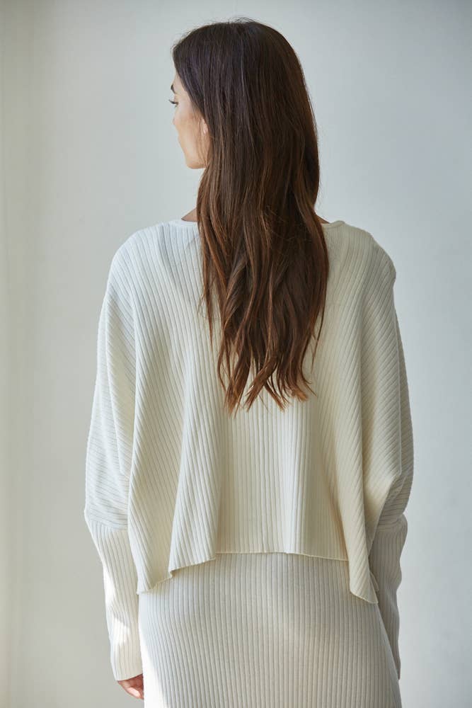 By Together - Small Knit Sweater Ribbed Round Neck Long Sleeve Top
